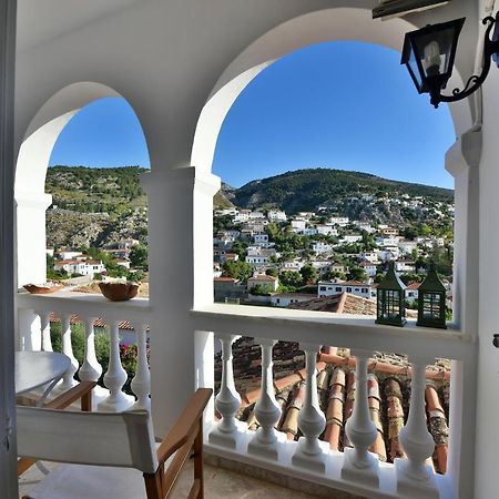 Feel At Home - Family House In Hydra Ngoại thất bức ảnh